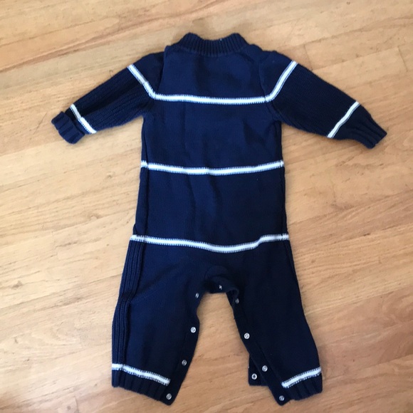 Baby GAP Sweater Outfit - Picture 2 of 4